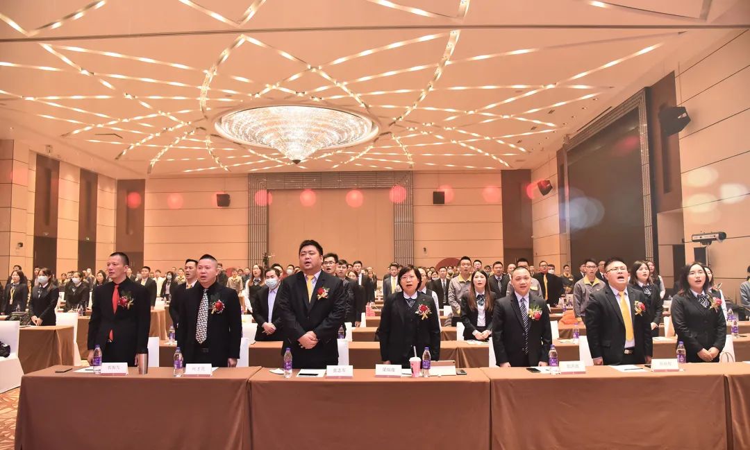 同心同德 共創(chuàng)共贏｜葆德控股集團(tuán)2022迎新年會虎力全開，勢在必燃！