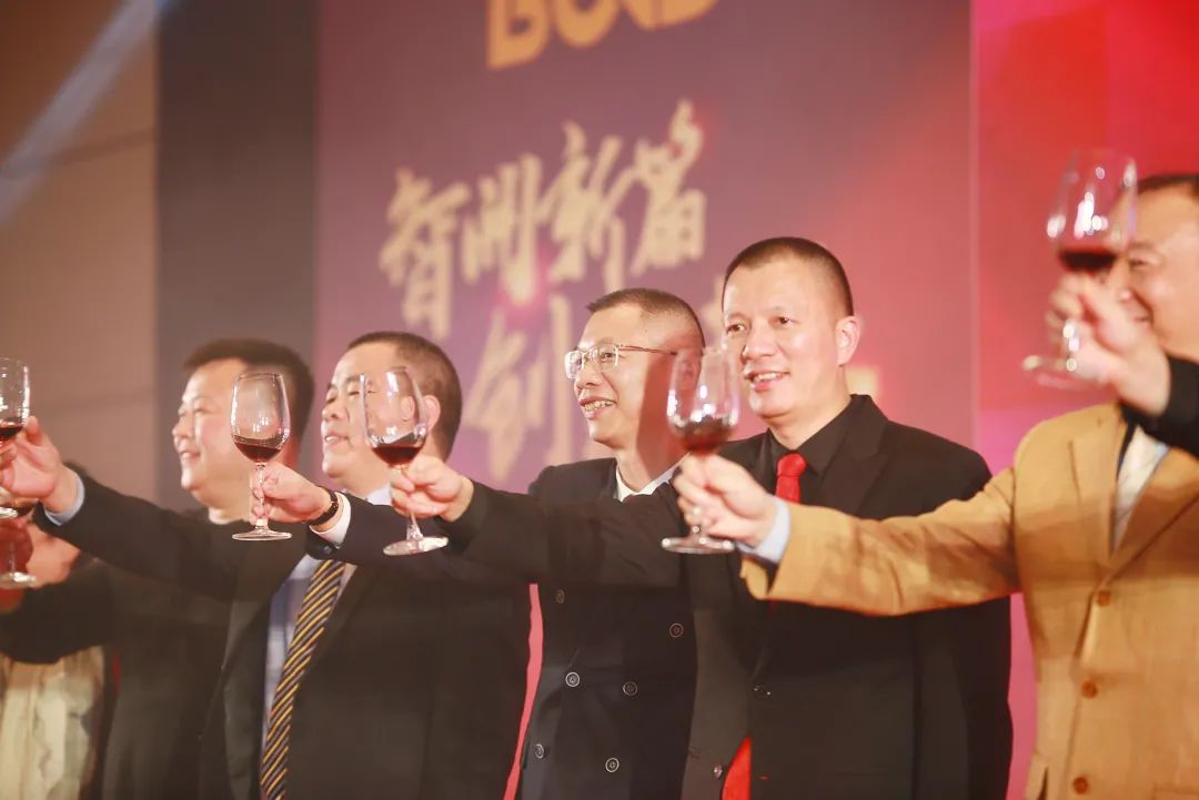 智開新篇 創(chuàng)贏未來｜葆德空壓機2022年全國經(jīng)銷商賦能會議成功召開！