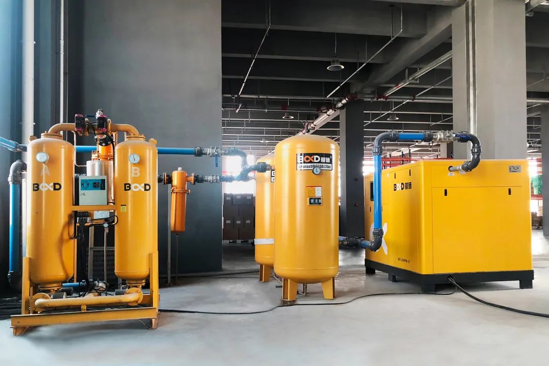 哪些情況應(yīng)緊急停機？掌握這8點，助您輕松管理空壓機！