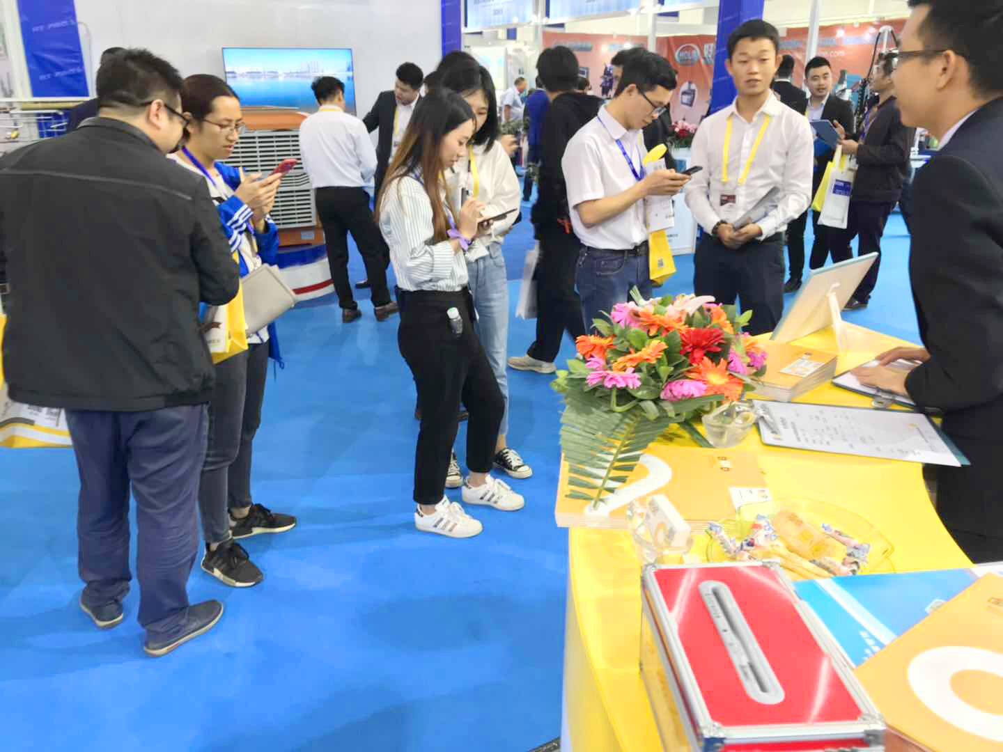 火爆不停！葆德節(jié)能空壓機展會現(xiàn)場驚喜不斷！